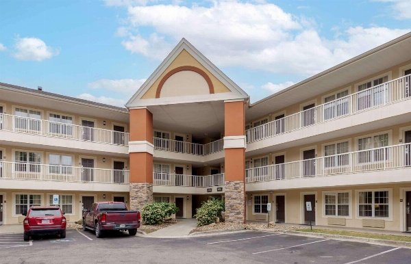 Extended Stay America Suites - Fayetteville - Owen Dr. image 3